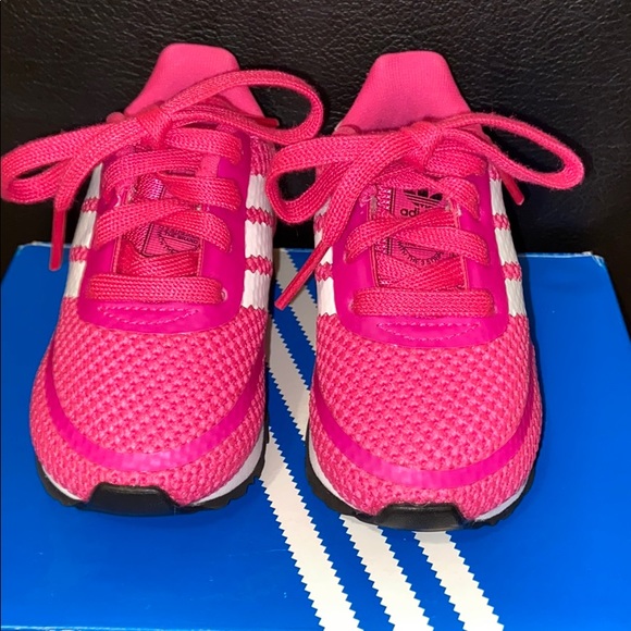 Adidas - Picture 2 of 4